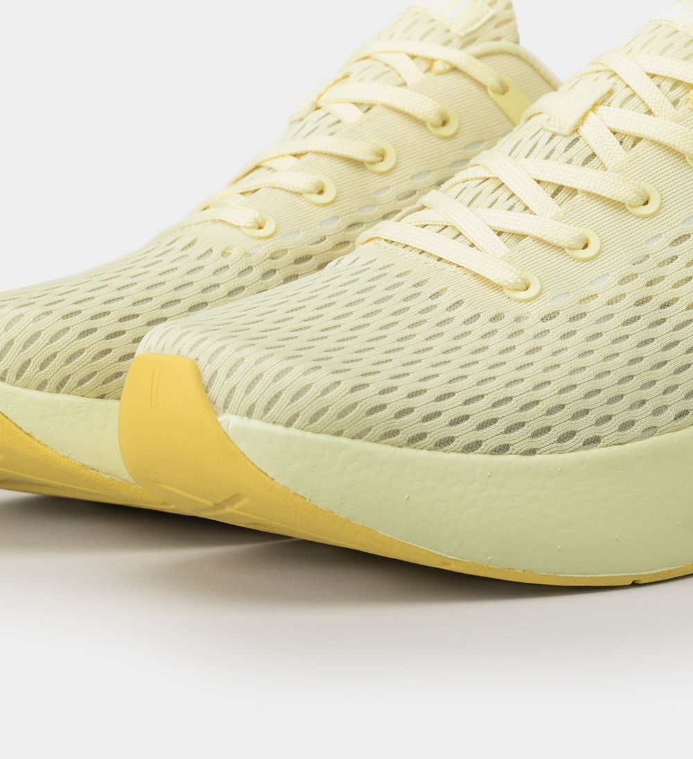 Men NOBULL JOURNEY Running Shoes Pastel Yellow | MOZXW-6571