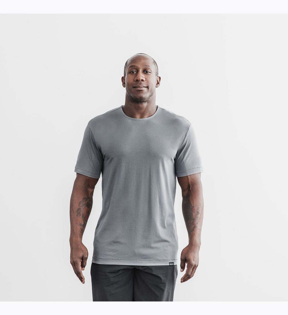 Men NOBULL Lightweight T-Shirt Dark Grey | THXAV-0294