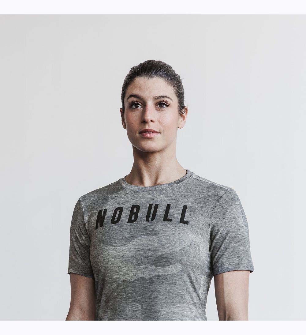 Women NOBULL Camo T-Shirt Grey Camo | KTOLM-4713