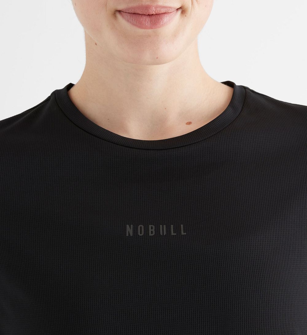 Women NOBULL Deltapeak® Micro Textured T-Shirt Black | CTYBW-0536