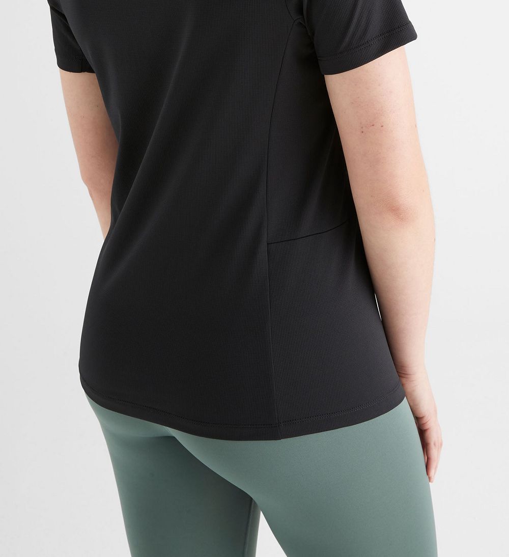 Women NOBULL Deltapeak® Micro Textured T-Shirt Black | CTYBW-0536