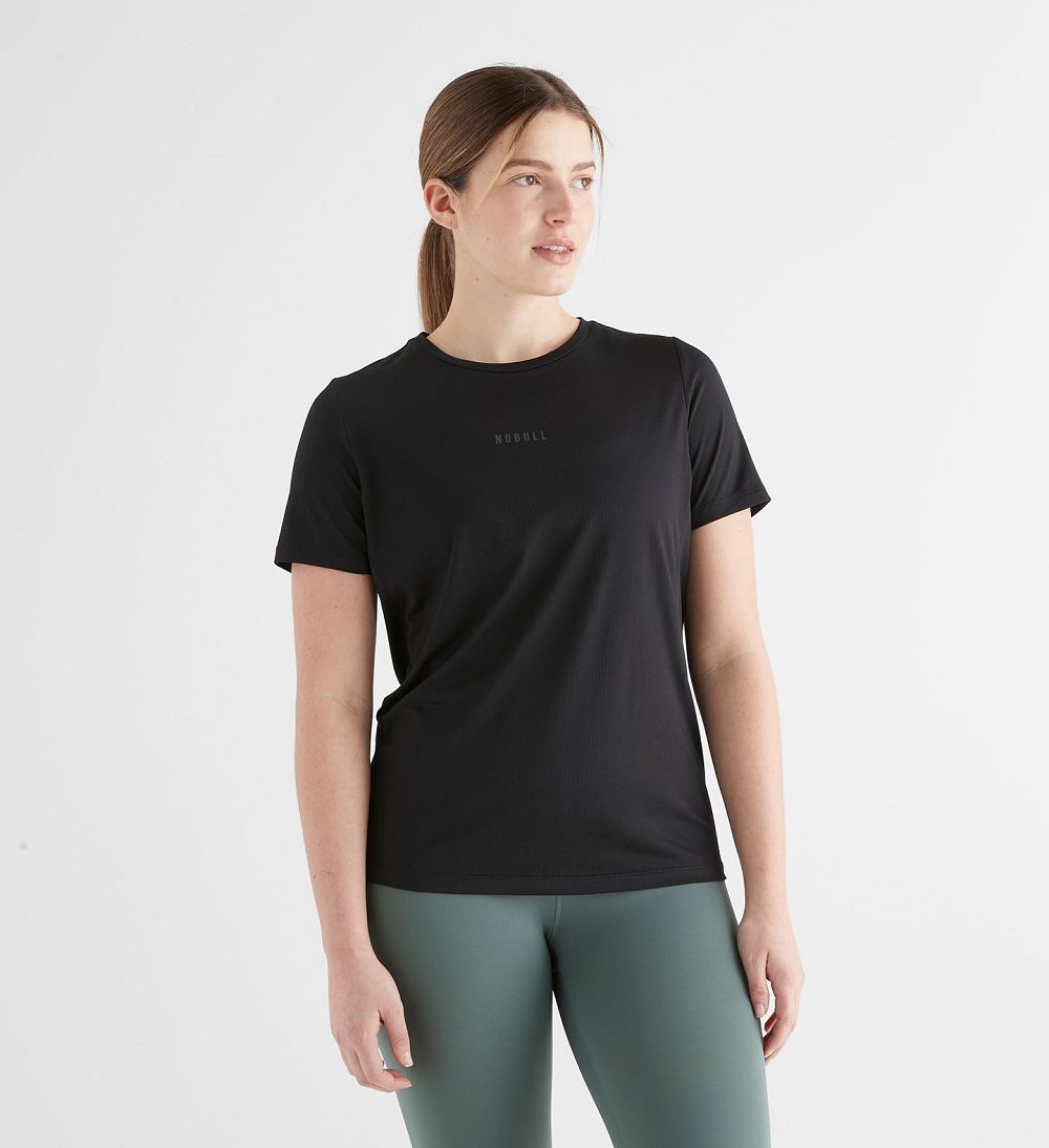 Women NOBULL Deltapeak® Micro Textured T-Shirt Black | CTYBW-0536