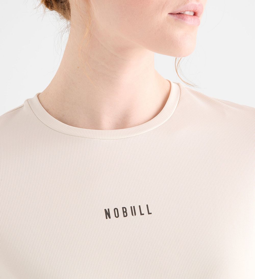 Women NOBULL Deltapeak® Micro Textured T-Shirt White | IOHTZ-0973