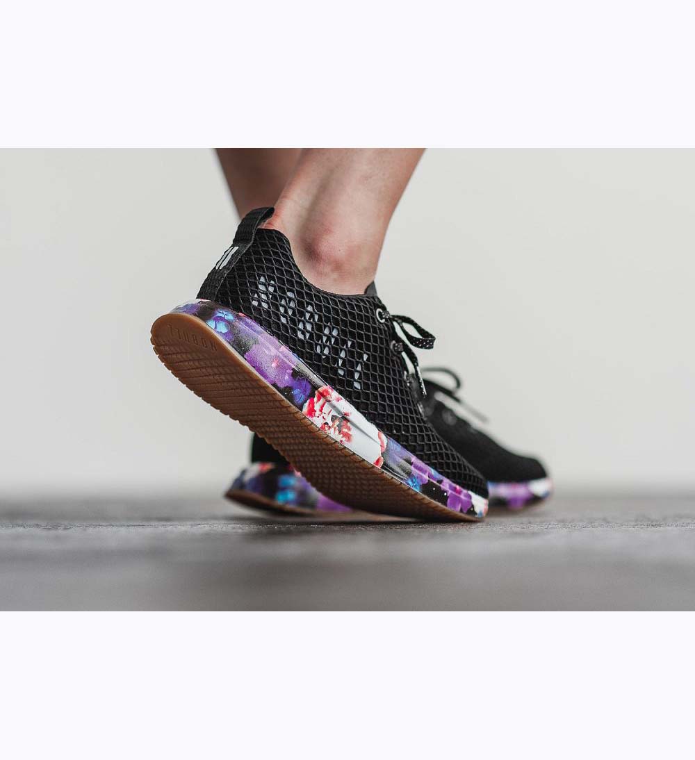 Women NOBULL Floral Mesh Running Shoes BLACK SPACE FLORAL | ZHXBU-8435