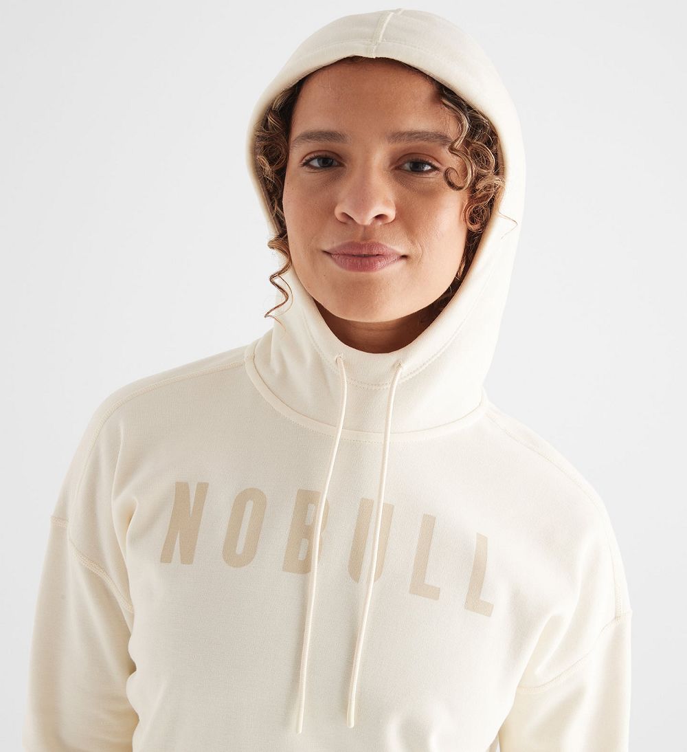 Women NOBULL Hoodie Ivory | WVUEF-6819